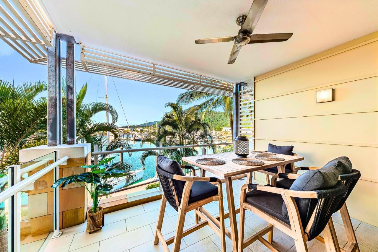 Absolute Luxury Marina Lifestyle At The Port Of Airlie Beach Exteriör bild
