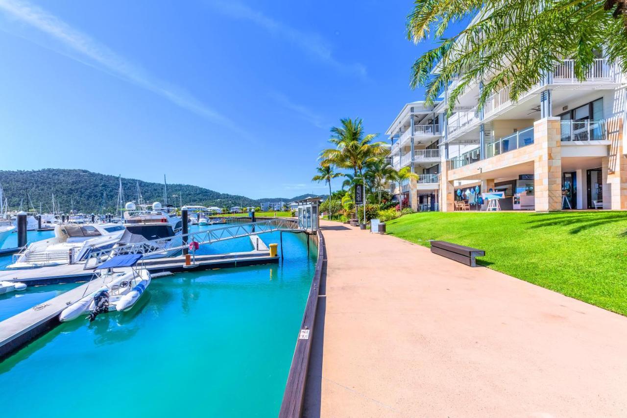 Absolute Luxury Marina Lifestyle At The Port Of Airlie Beach Exteriör bild